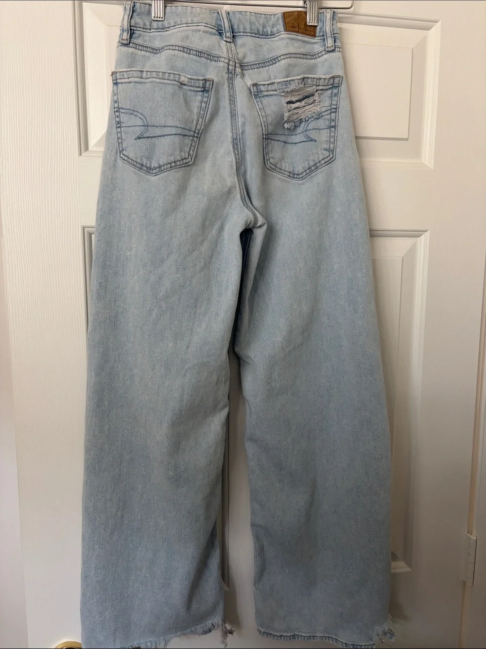 American Eagle Outfitters Light Blue Wide-Leg Jeans